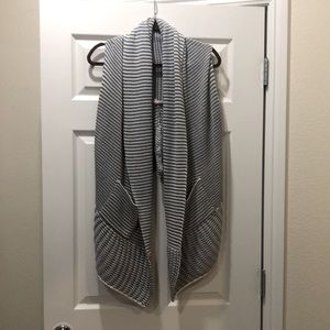 EUC Anthropologie Moth Light Gray Vest Size XS - Can Wear Two Ways